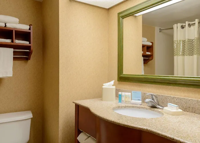 Hampton Hotel 3*