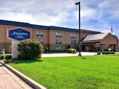 Hampton 3*
