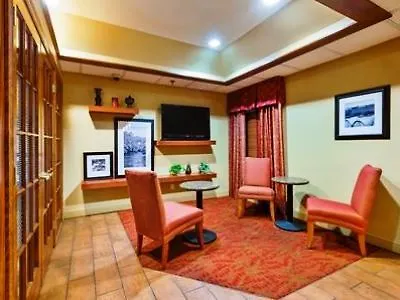Hotel Hampton 3*